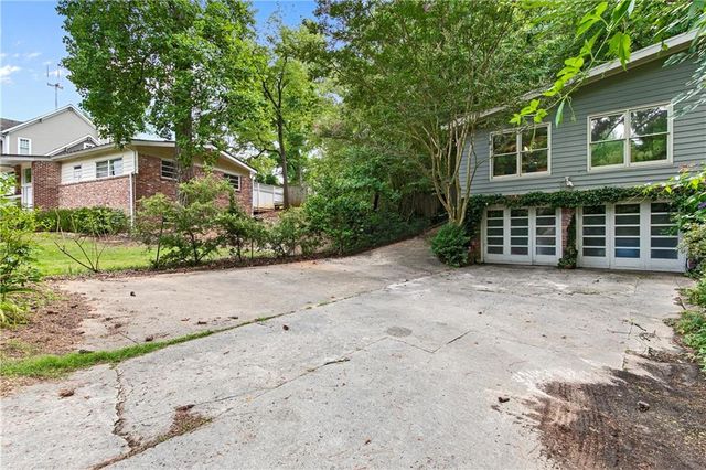 1232 Bernadette Lane NE, Atlanta, GA 30329