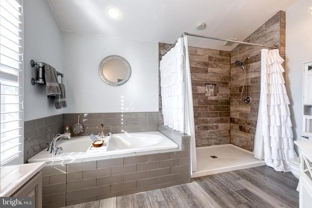 18425 SNOWBERRY WAY, Olney, MD 20832