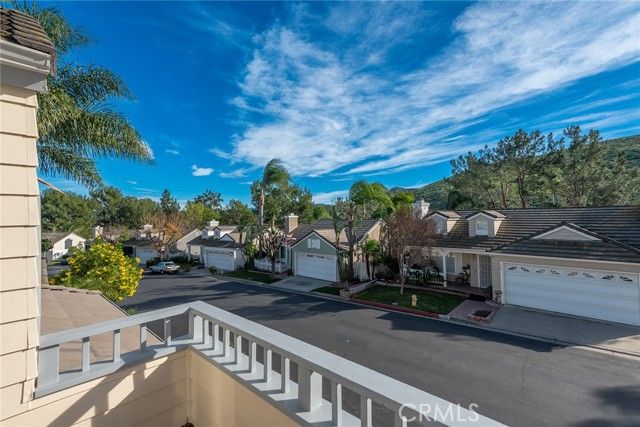 579 Stoney Peak Court, Simi Valley, CA 93065