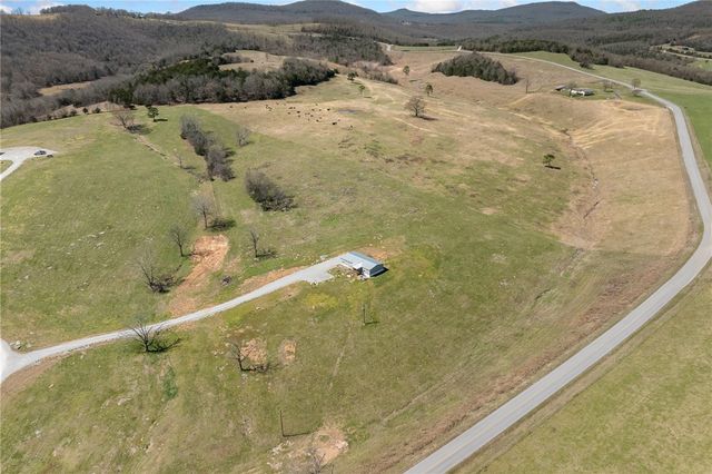 11400 NC 3700, Western Grove, AR 72685