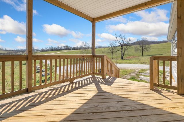 11400 NC 3700, Western Grove, AR 72685
