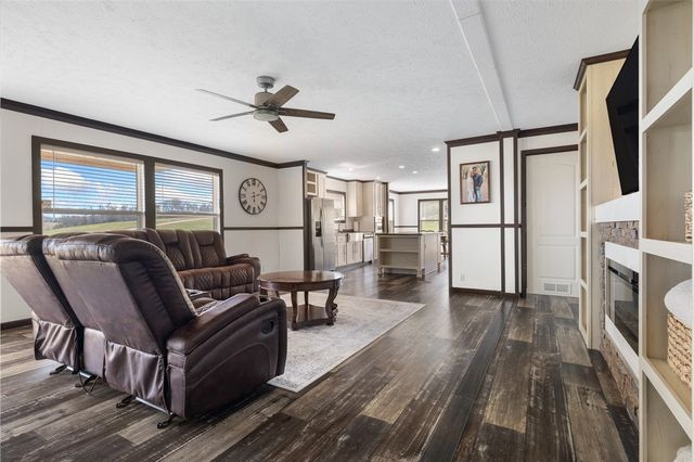 11400 NC 3700, Western Grove, AR 72685