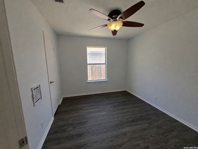 8423 Branch Hollow, Universal City, TX 78148