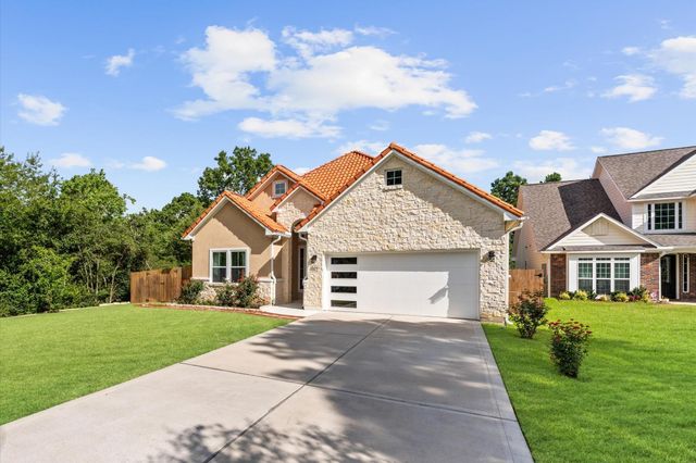 532 Carrell Street, Tomball, TX 77375