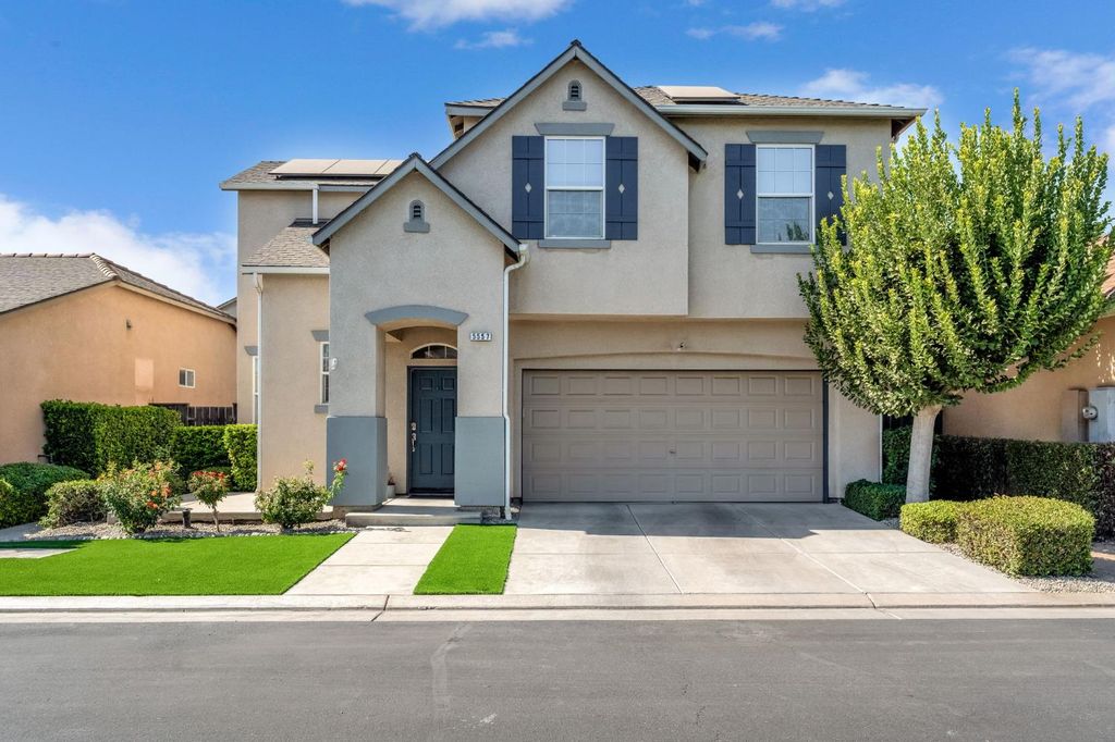 Image 1 of property listing at 5557 N Citrus Lane, Fresno, CA 93711