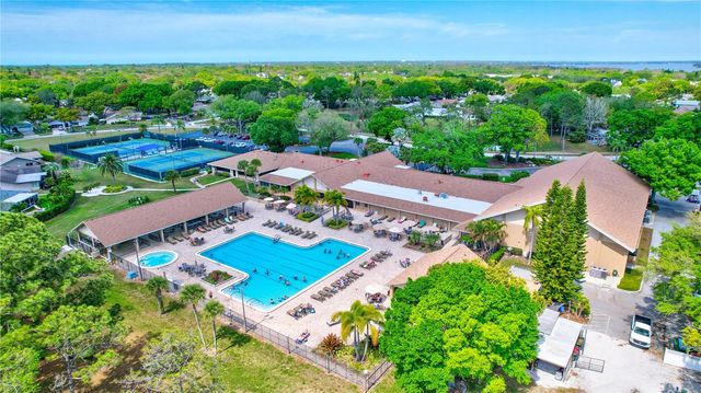 3390 STONEHAVEN COURT W A, Palm Harbor, FL 34684