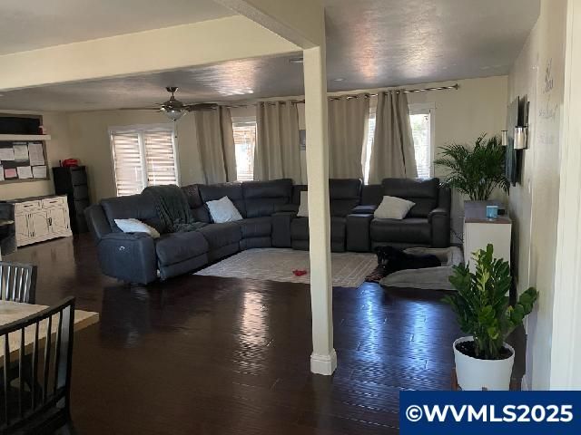 4076 Alana Av SE, Salem, OR 97302