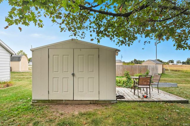 22036 Ash Street, Woodburn, IN 46797