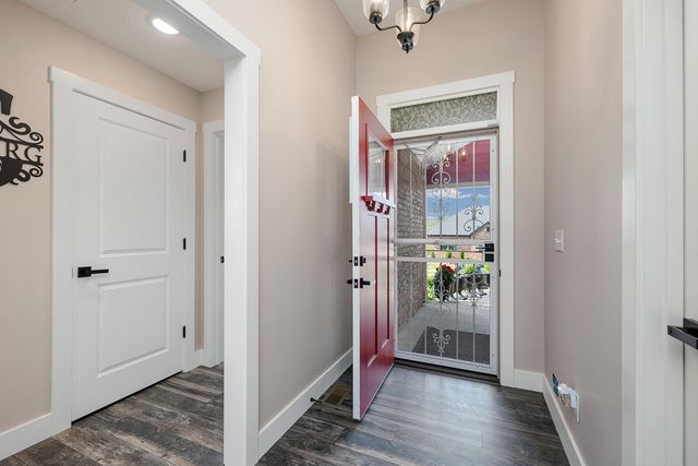 1500 E Silo Ridge Drive, Ozark, MO 65721