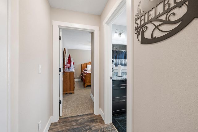 1500 E Silo Ridge Drive, Ozark, MO 65721