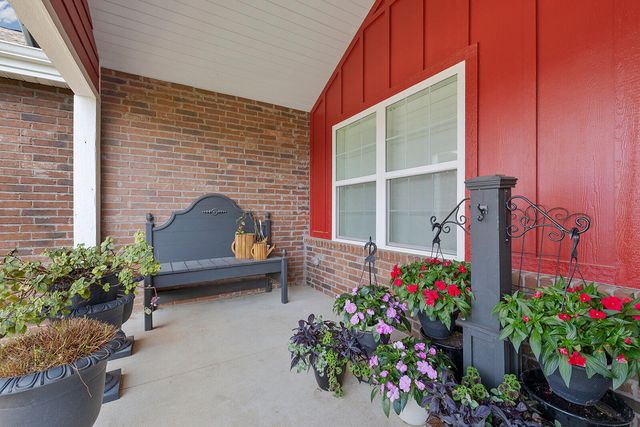 1500 E Silo Ridge Drive, Ozark, MO 65721