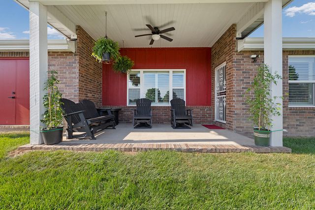 1500 E Silo Ridge Drive, Ozark, MO 65721