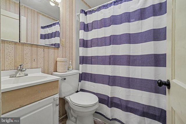 4609 MARBLEHEAD ST, Harrisburg, PA 17109