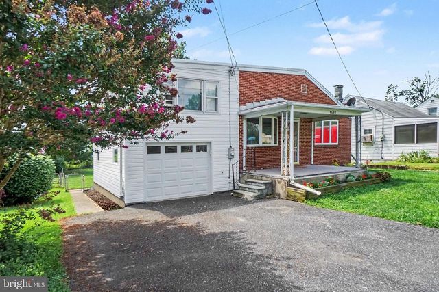 4609 MARBLEHEAD ST, Harrisburg, PA 17109