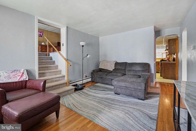 4609 MARBLEHEAD ST, Harrisburg, PA 17109