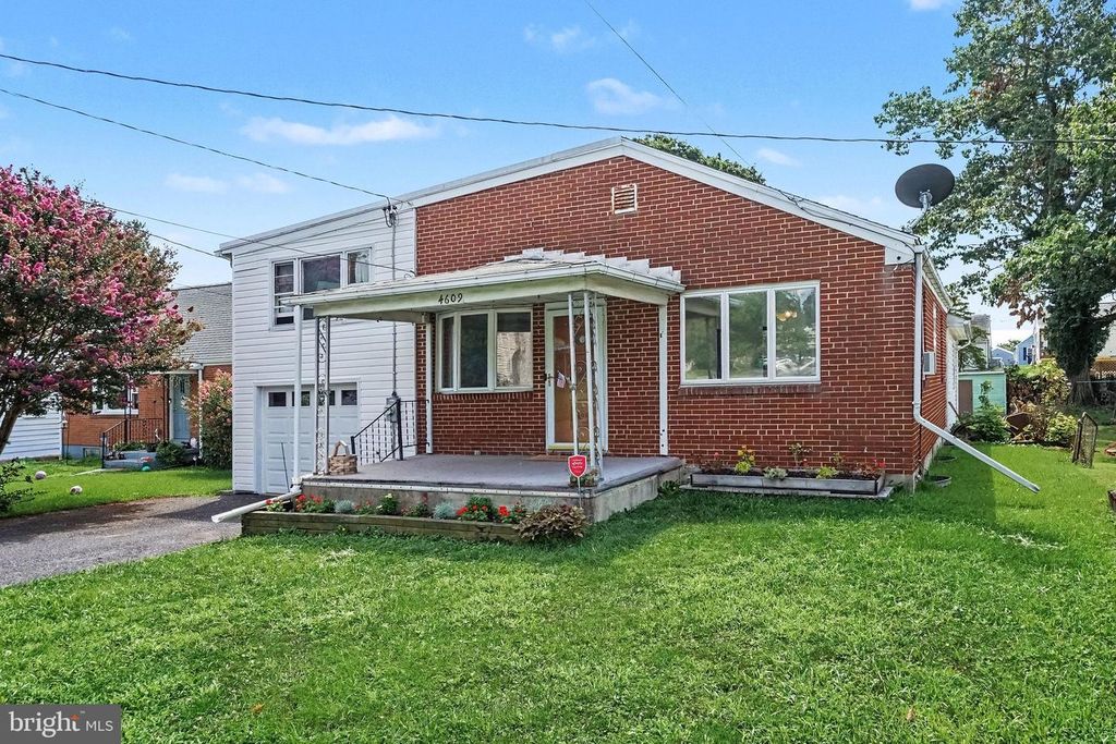 4609 MARBLEHEAD ST, Harrisburg, PA 17109