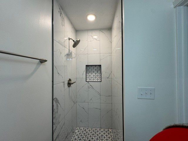 445 Market St, Clarksville, TN 37042