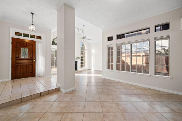 3007 Creek Manor Drive, Kingwood, TX 77339