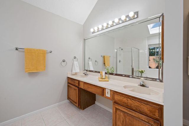 3007 Creek Manor Drive, Kingwood, TX 77339