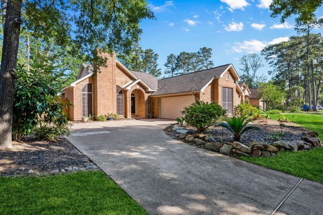 3007 Creek Manor Drive, Kingwood, TX 77339