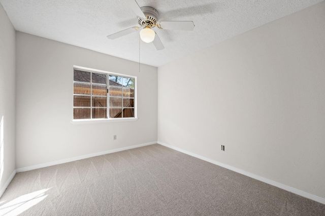 3007 Creek Manor Drive, Kingwood, TX 77339