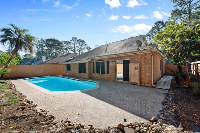 3007 Creek Manor Drive, Kingwood, TX 77339