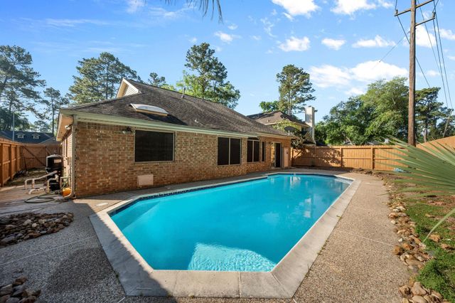 3007 Creek Manor Drive, Kingwood, TX 77339