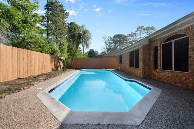 3007 Creek Manor Drive, Kingwood, TX 77339