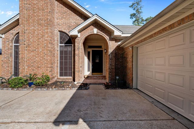 3007 Creek Manor Drive, Kingwood, TX 77339