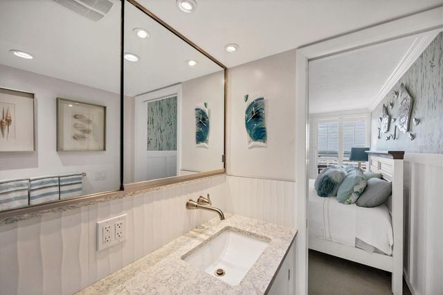 4485 GULF OF MEXICO DRIVE 804, Longboat Key, FL 34228