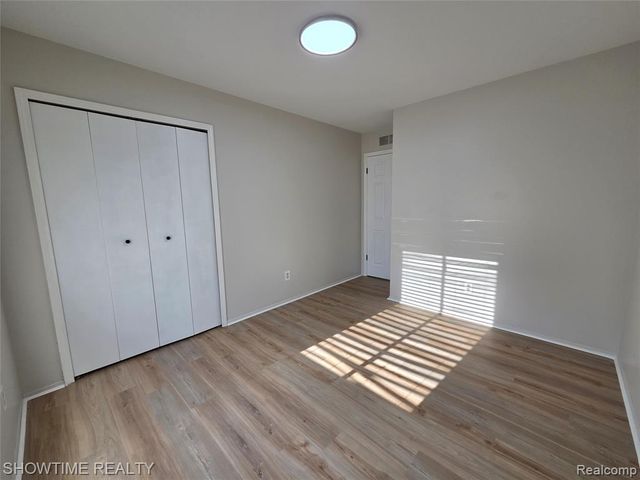 43441 Cape Drive, Sterling Heights, MI 48313