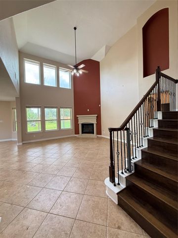 12503 Peppercreek Ln, Pearland, TX 77584