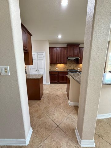 12503 Peppercreek Ln, Pearland, TX 77584