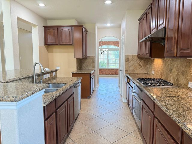 12503 Peppercreek Ln, Pearland, TX 77584
