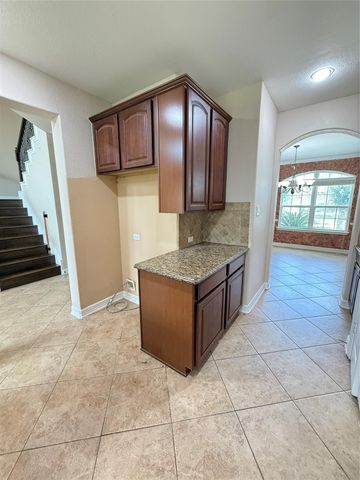 12503 Peppercreek Ln, Pearland, TX 77584