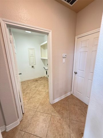 12503 Peppercreek Ln, Pearland, TX 77584