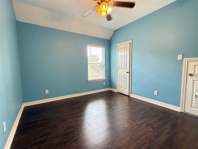 12503 Peppercreek Ln, Pearland, TX 77584