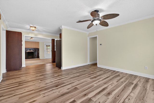 361 NE Gardner Drive, Fort Walton Beach, FL 32548