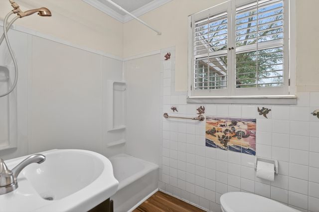 361 NE Gardner Drive, Fort Walton Beach, FL 32548