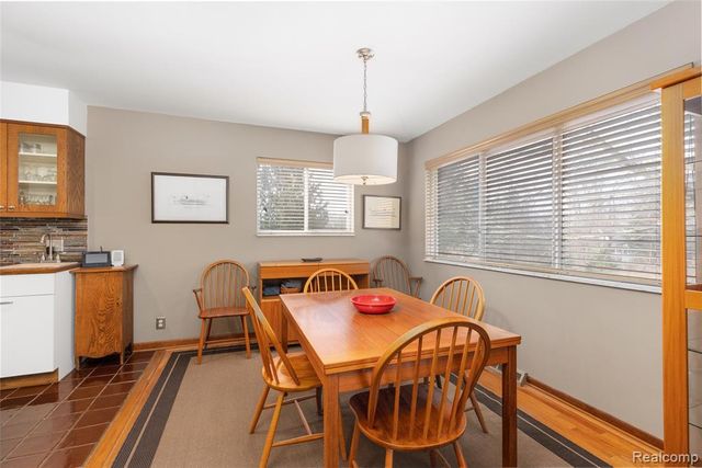 9801 Gibbs Road, Clarkston, MI 48348