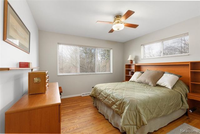 9801 Gibbs Road, Clarkston, MI 48348