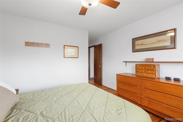 9801 Gibbs Road, Clarkston, MI 48348