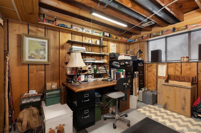 9801 Gibbs Road, Clarkston, MI 48348