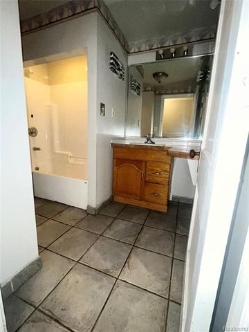 636 Partridge Street, Flint, MI 48503