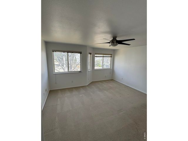 2155 Meadow Ct, Longmont, CO 80501