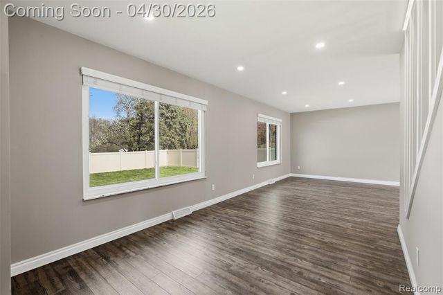 7978 Little Farm Lane, West Bloomfield, MI 48322