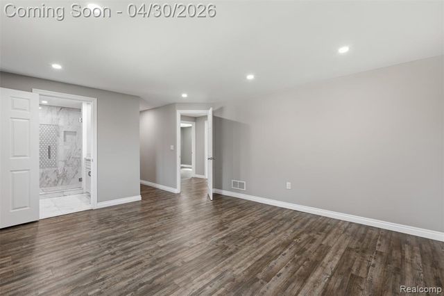 7978 Little Farm Lane, West Bloomfield, MI 48322