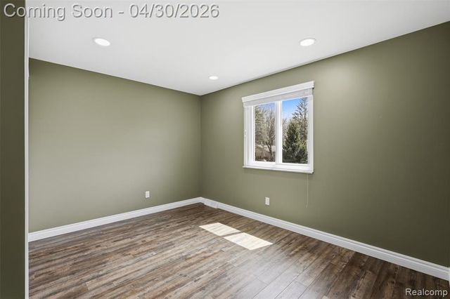 7978 Little Farm Lane, West Bloomfield, MI 48322