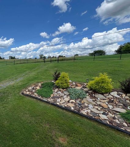 101 Lanier Drive, Chatsworth, GA 30705