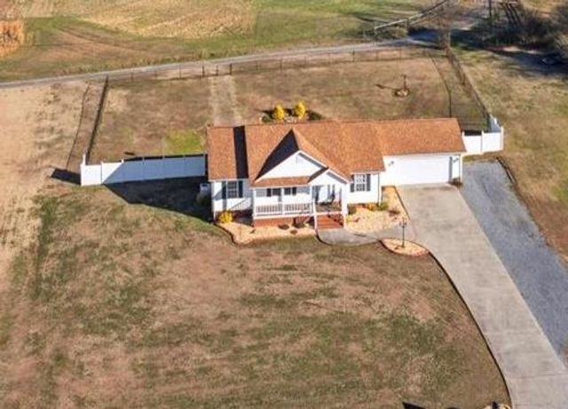 101 Lanier Drive, Chatsworth, GA 30705